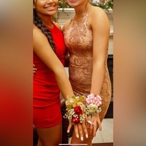 Mini dress, from a boutique, size 4, worn once :)